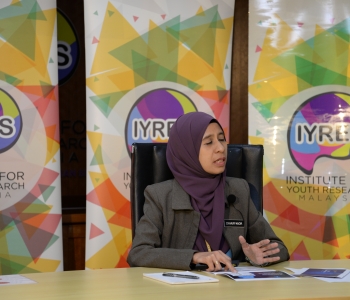 TOWNHALL IYRES 4